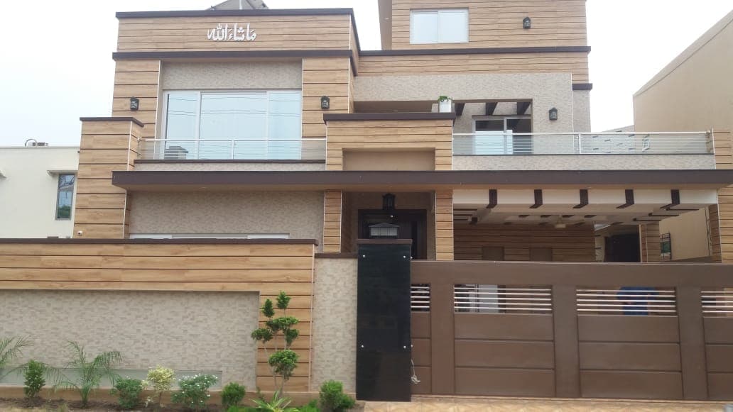 Timber & Stone Facade