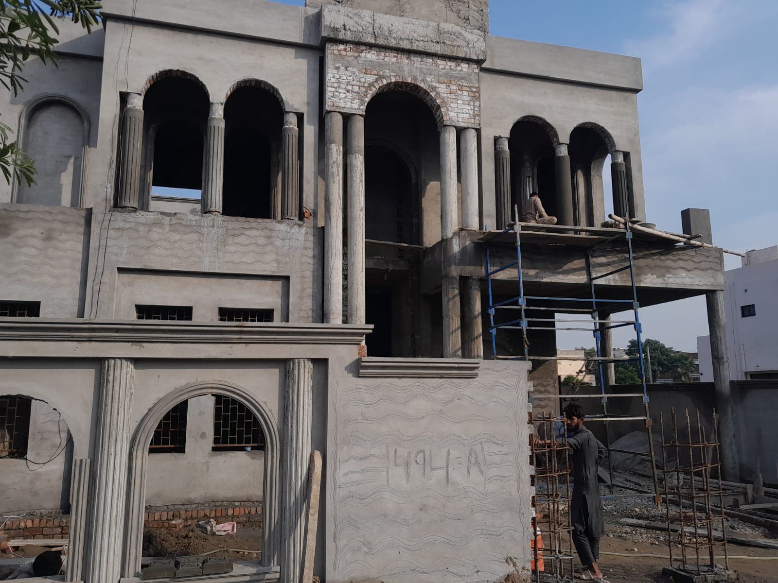 Grey Structure - Villa